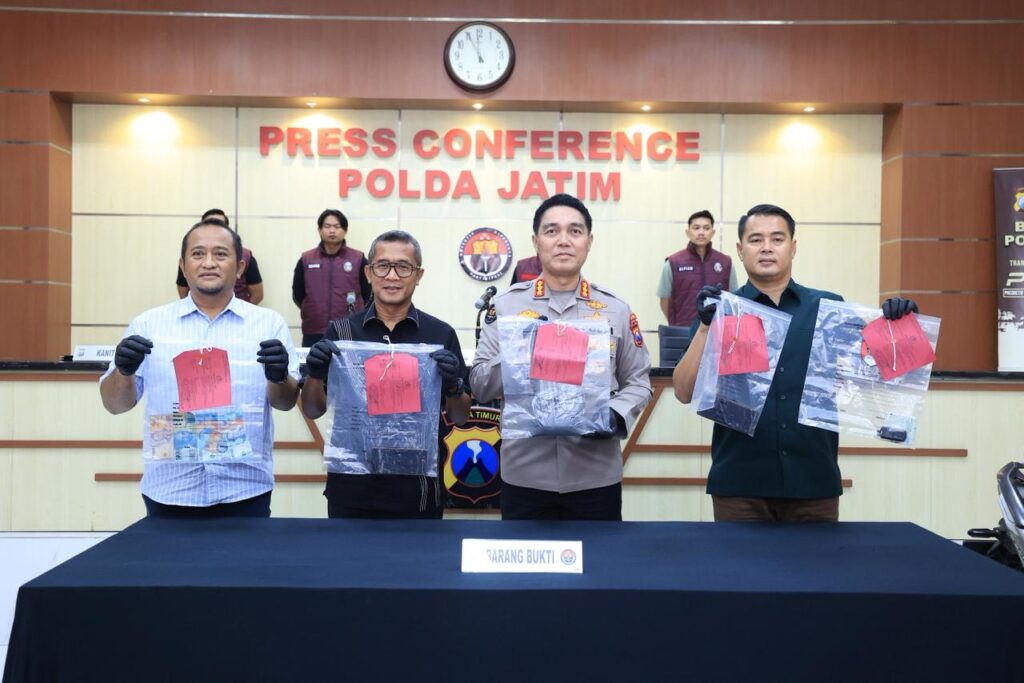 Polda Jatim Bongkar Peredaran Bahan Peledak Ilegal
