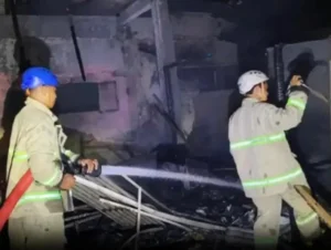 Pria di Blitar Bakar Toko Sembako Miliknya Sendiri Usai Cekcok Keluarga