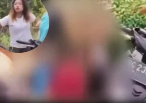 Diduga Berebut Juragan Batu Akik, Perkelahian Dua Wanita Hebohkan Pasar Palembang