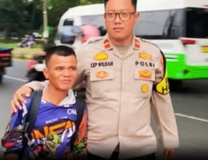 Langkah Tak Pernah Padam: Perjuangan Arifin Menembus Pantura Demi Sang Ibu