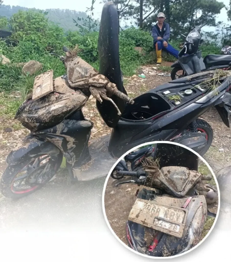 Rem Blong di Jalur Turunan Cangar, Dua Pengendara Luka-luka