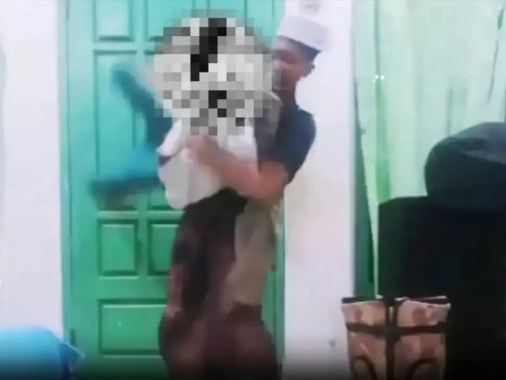 Guru Ngaji di Probolinggo Diduga Aniaya Murid, Video Viral Picu Kemarahan Publik