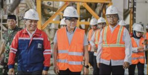 Wabup Sampang Dampingi Menko Pangan Zulkifli Hasan Tinjau PT Garam di Camplong