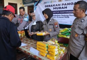 Polres Pelabuhan Tanjung Perak Gelar Gerakan Pangan Murah Serentak, Bantu Masyarakat Jelang Lebaran