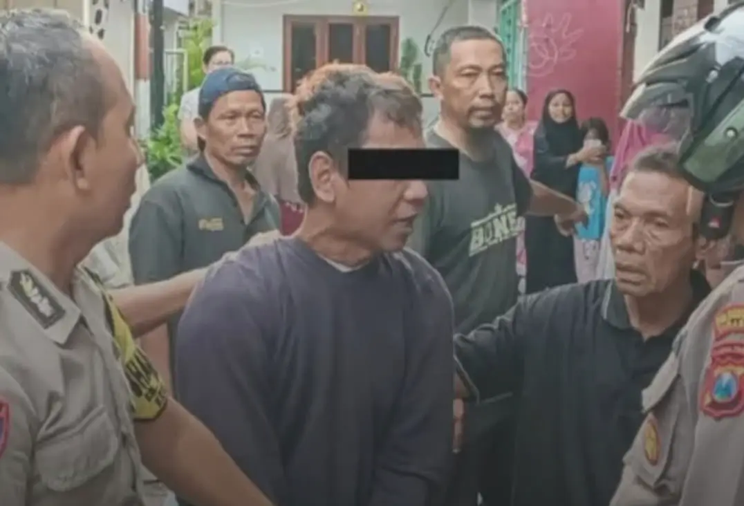 Terekam CCTV, Pencuri Kotak Amal Mushola di Surabaya Dibekuk Warga Saat Gowes Sepeda Ontel