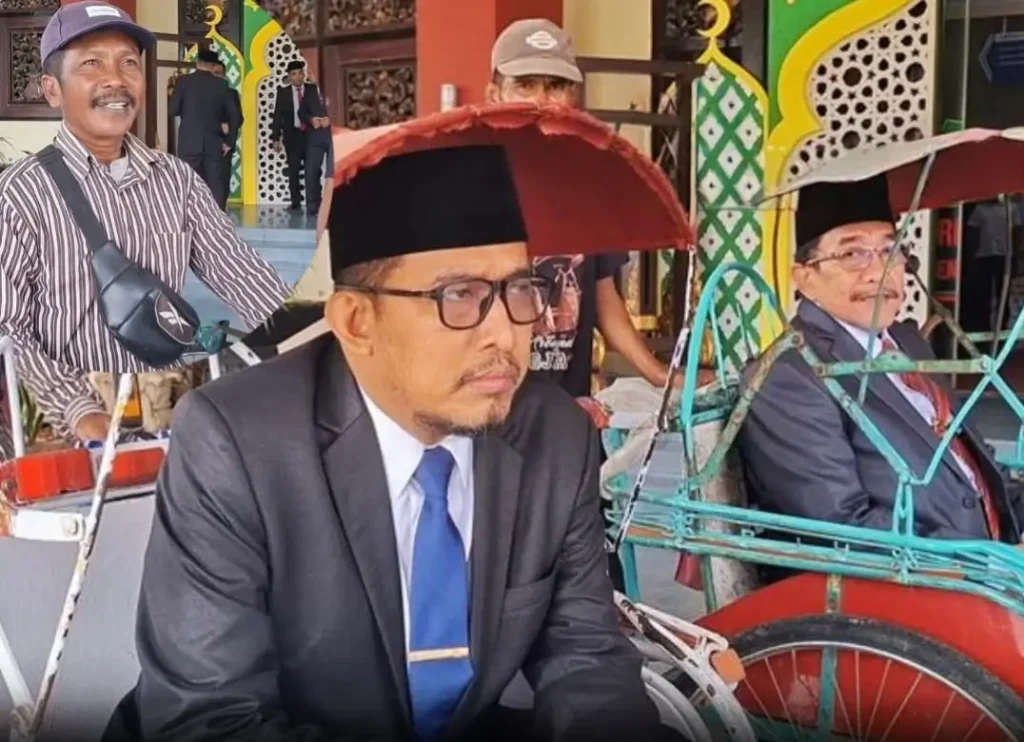 Momen Langka Tukang Becak Sumenep, Antar Bupati di Tengah Kebijakan Hemat BBM