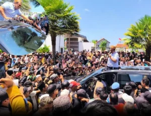 Tangis Ribuan Petani Pecah! Haji Her Disambut Bak Pahlawan Usai Diperiksa KPK