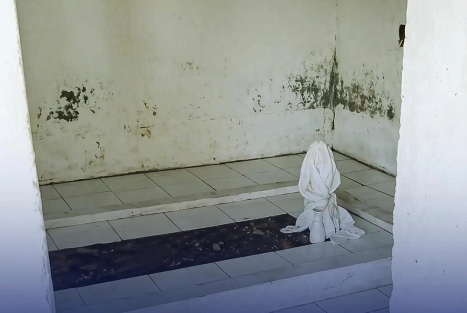 Pembongkaran Makam di Wonocolo Picu Misteri, Warga Sebut Tak Ditemukan Kerangka Manusia