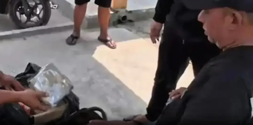 Polres Asahan Gagalkan Penyelundupan 5 Kg Sabu, PMI Ilegal Asal Sampang Ditangkap