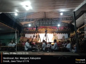 Malam Penuh Makna Di Hendrosari; Wayang Kulit Mengalun Hinga Dini Hari, Wujud Syukur Dan Kekompakan Warga