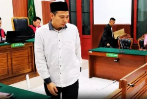 Kurir Narkoba Jaringan Besar di Surabaya Diadili, Libatkan Bandar Buron “Mas Dolah” dan “Jokowi”