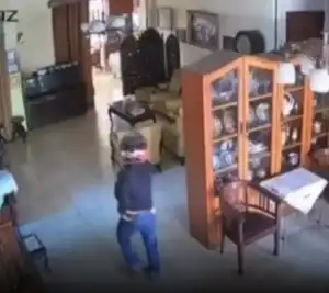 Niat Cari Harta Karun, Dua Maling Malah Bawa Pulang Bolpoin Parker Dari Rumah Eks Wali Kota Surabaya