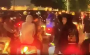 Massa Berkumpul di Jalan Teuku Umar Surabaya, Diduga Hendak Datangi Markas Debt Collector