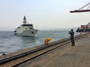 TNI AL Kerahkan Unsur Kapal Perang Cari Lima Jurnalis Hilang Kontak Di Anak Krakatau