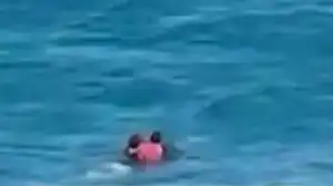4 Jam Mengapung di Laut, Pasangan Ini Bertahan Bersama Usai KM Virgo Tenggelam