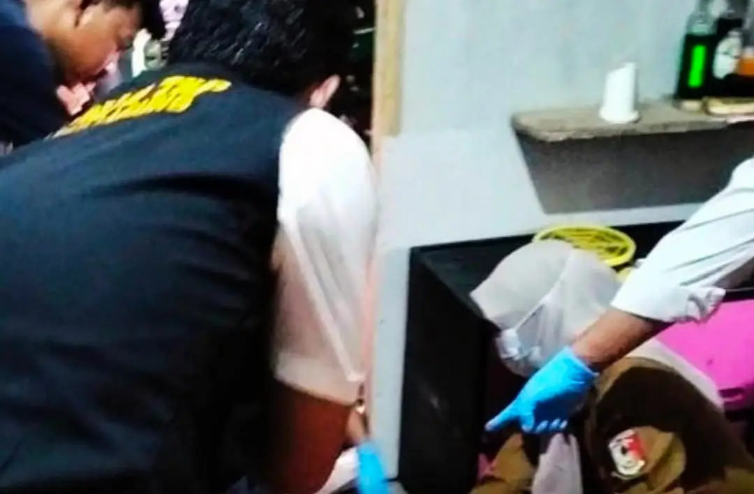 Satu Keluarga Ditemukan Tewas dalam Rumah, Polisi Kejar Terduga Pelaku
