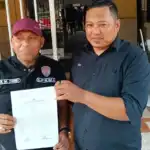 Beli Vitamin Anak yang Diduga Kedaluwarsa, Warga Semampir Laporkan Apotek K24 Kalibutuh ke Polisi