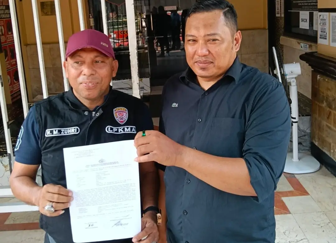 Beli Vitamin Anak yang Diduga Kedaluwarsa, Warga Semampir Laporkan Apotek K24 Kalibutuh ke Polisi