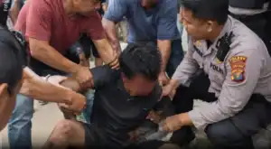 Diduga Curi Hp Dan Coba Perkosa, Pria Di Muaro Jambi Di Hajar Massa
